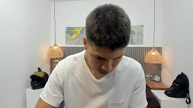 AlessandroFranco online show from 05/08/26, 01:49
