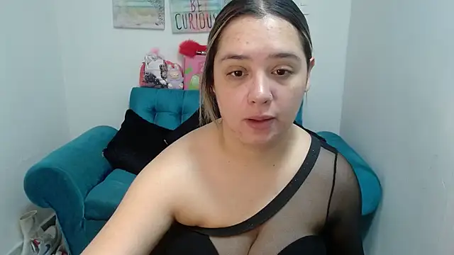 Snapshot of veronicaparkersex chatting on 05/08/26, 12:21 veronicaparkersex online show from 05/08/26, 12:21