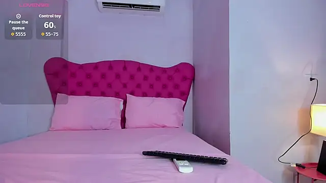 Adalyn Cute online show from 07/22/26, 11:46