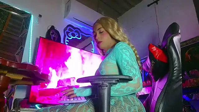 candy aass online show from 07/26/26, 10:16