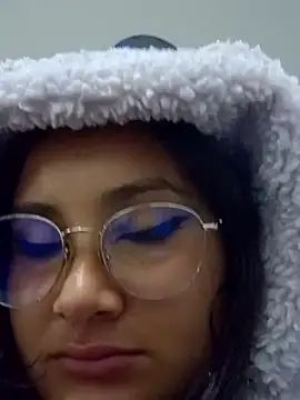 Liily Foxxy online show from 03/27/26, 10:48