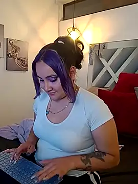 Liily Foxxy online show from 04/22/26, 11:01