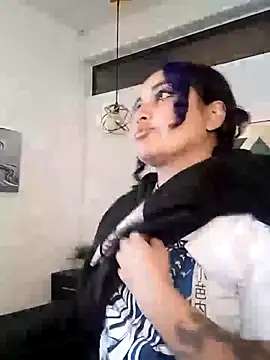 Snapshot of Liily_Foxxy chatting on 05/20/26, 10:54 Liily Foxxy online show from 05/20/26, 10:54