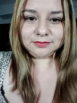 jennyyhottt online show from 05/07/26, 06:57