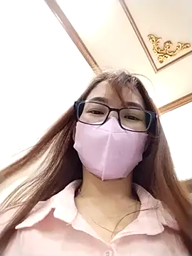 Mai phuong online show from 04/13/26, 12:38