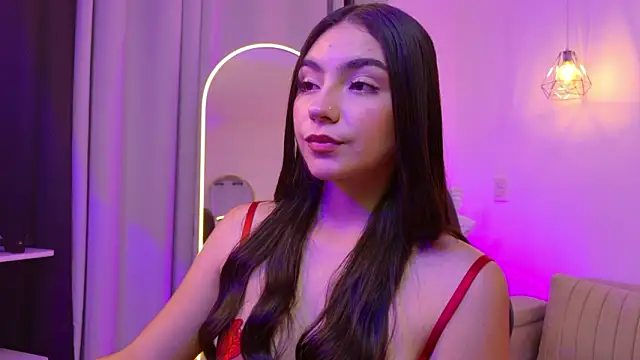 Snapshot of Gia_Capri chatting on 03/18/26, 12:03 Gia Capri online show from 03/18/26, 12:03