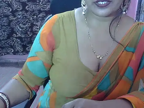 PINKI 012 online show from 03/18/26, 06:49