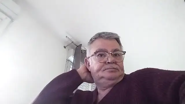 oura online show from 04/21/26, 05:58