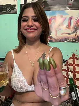 Snapshot of srimoyee46 chatting on 08/07/26, 08:11 srimoyee46 online show from 08/07/26, 08:11