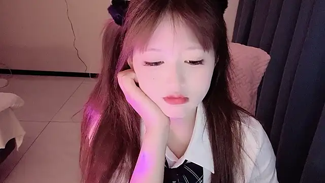 Snapshot of winnie-ww chatting on 05/01/26, 12:54 winnie-ww online show from 05/01/26, 12:54