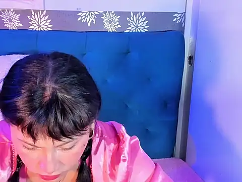 brunne eva online show from 05/07/26, 06:19