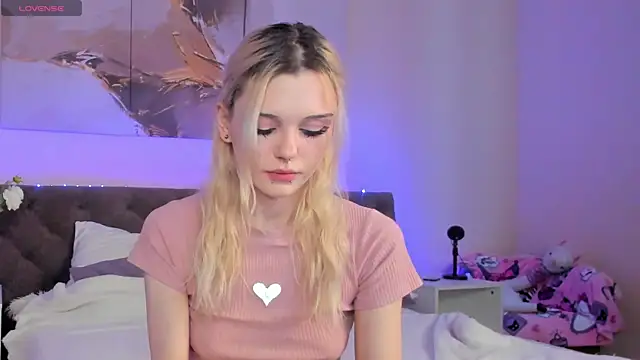 Mimi angels online show from 04/08/26, 12:43