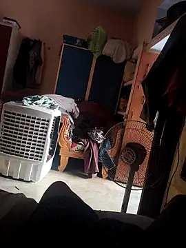 Desii rockstarr online show from 04/21/26, 08:31