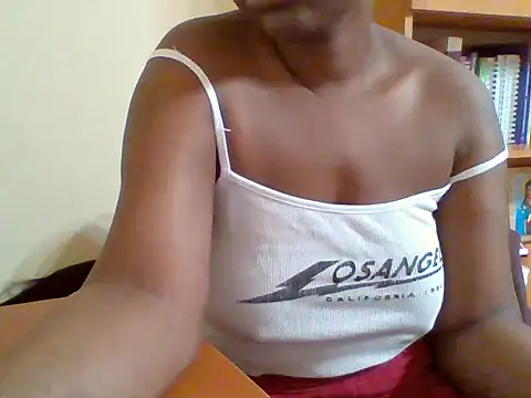 melaninebony2 online show from 04/01/26, 06:14