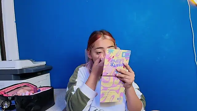 PinkyyPieee  online show from 03/16/26, 11:03