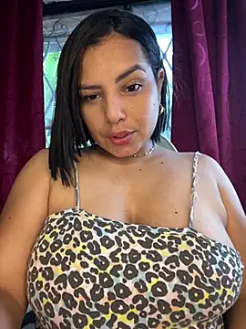 Kira33  online show from 04/19/26, 09:39