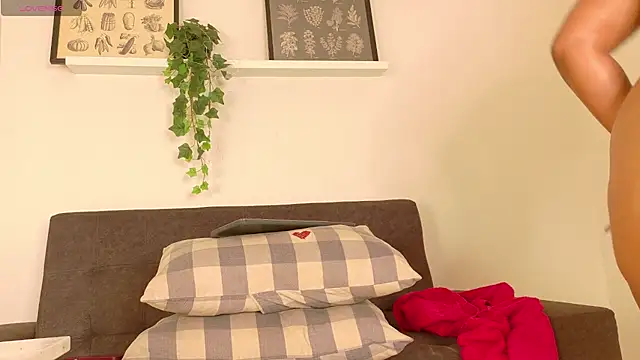 Meganlove   online show from 04/09/26, 06:19