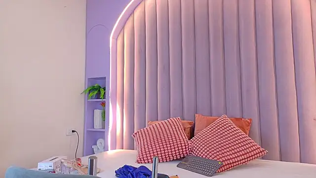 Meganlove   online show from 07/14/26, 02:49