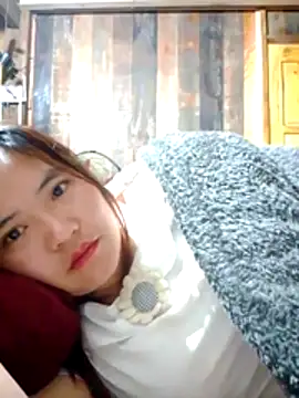 Snapshot of YAONIKUTE chatting on 04/30/26, 10:36 YAONIKUTE online show from 04/30/26, 10:36