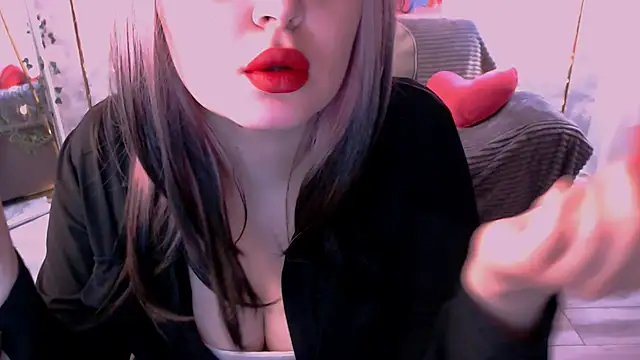 Snapshot of DaisyBloomm chatting on 03/12/26, 03:07 DaisyBloomm online show from 03/12/26, 03:07