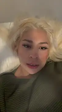 mxmxee online show from 04/26/26, 03:37