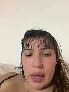 Snapshot of miicbebita chatting on 05/02/26, 12:37 miicbebita online show from 05/02/26, 12:37