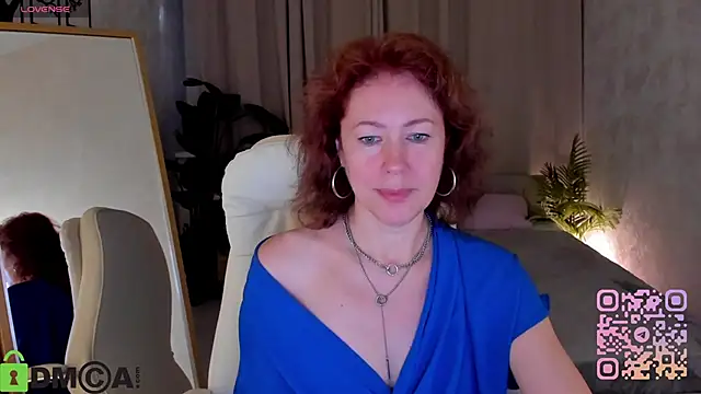 Snapshot of LeticiaRomano chatting on 06/03/26, 04:04 LeticiaRomano online show from 06/03/26, 04:04