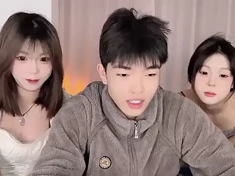 SM 00007 online show from 03/11/26, 02:56