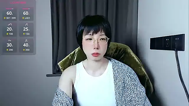 Snapshot of lin_lin_520_520 chatting on 05/05/26, 03:53 lin lin 520 520 online show from 05/05/26, 03:53