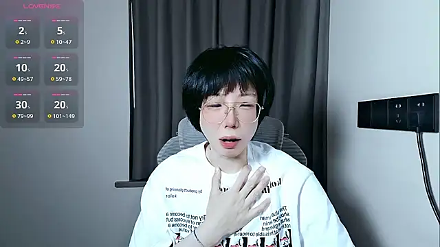Snapshot of lin_lin_520_520 chatting on 05/15/26, 07:15 lin lin 520 520 online show from 05/15/26, 07:15