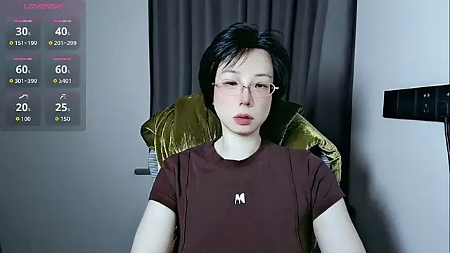 Snapshot of lin_lin_520_520 chatting on 05/17/26, 02:57 lin lin 520 520 online show from 05/17/26, 02:57