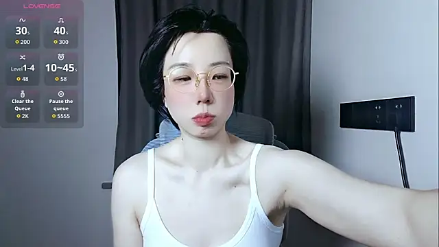 Snapshot of lin_lin_520_520 chatting on 06/06/26, 04:44 lin lin 520 520 online show from 06/06/26, 04:44