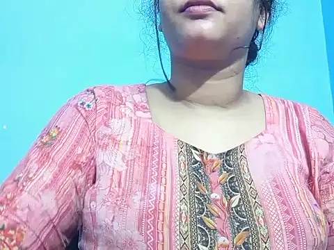 Emma 4433 online show from 03/31/26, 09:32