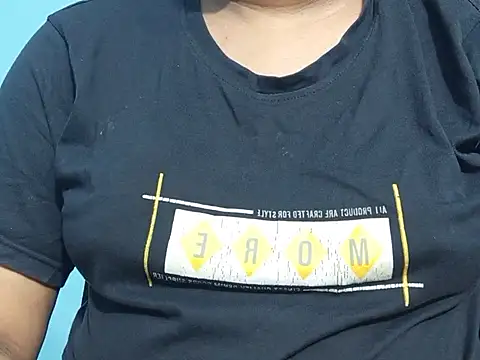 Emma 4433 online show from 04/01/26, 09:12