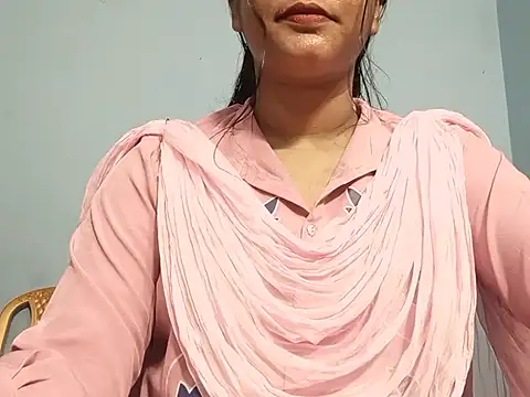 Emma 4433 online show from 04/21/26, 06:01