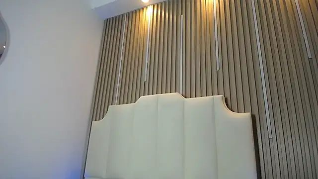 ZafiroCat online show from 05/09/26, 10:42