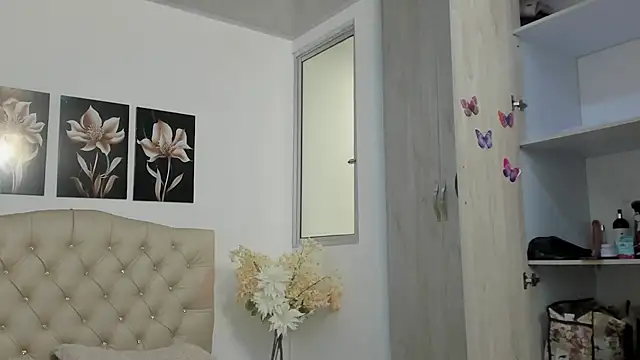 Snapshot of Tamar4_f00x chatting on 07/30/26, 12:59 Tamar4 f00x online show from 07/30/26, 12:59