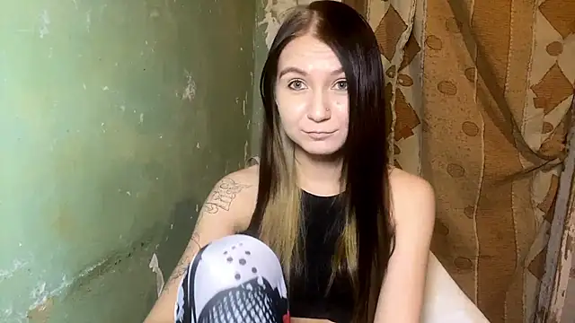 Lollybomb online show from 04/21/26, 08:55