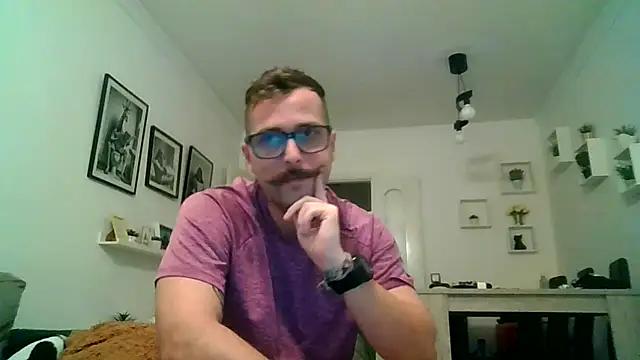 Snapshot of yanick931 chatting on 06/30/26, 09:27 yanick931 online show from 06/30/26, 09:27