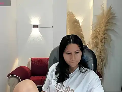 Snapshot of isabella_grace18 chatting on 05/23/26, 06:07 isabella grace18 online show from 05/23/26, 06:07