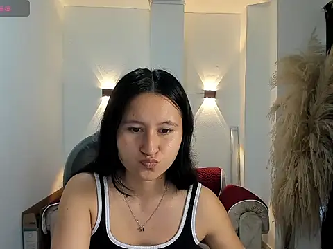 Snapshot of isabella_grace18 chatting on 07/28/26, 01:32 isabella grace18 online show from 07/28/26, 01:32