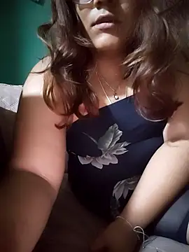 blurosa online show from 04/12/26, 06:40