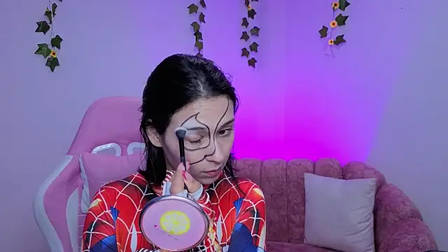 miss  madison online show from 03/18/26, 07:50