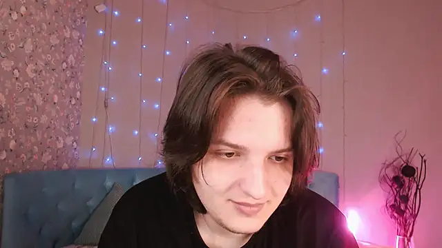 delalex online show from 03/18/26, 08:34