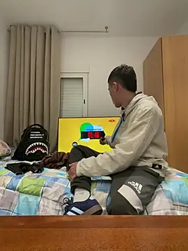 borisito777 online show from 03/18/26, 08:12