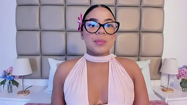 lilly williamss online show from 04/26/26, 03:04