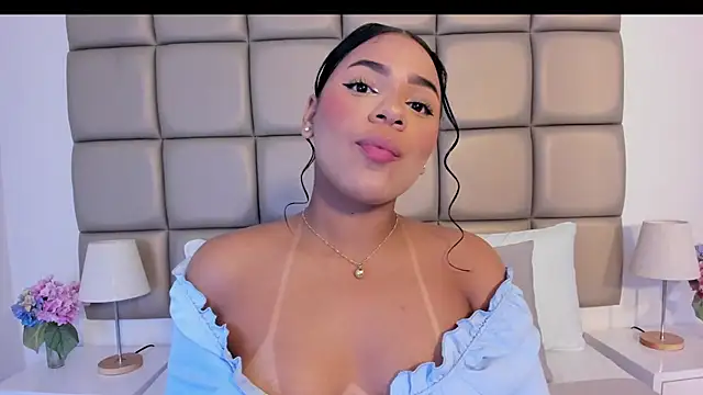 lilly williamss online show from 04/27/26, 03:26