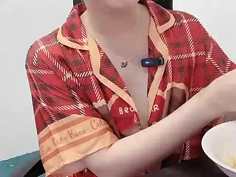 hunhun122 online show from 04/06/26, 07:31