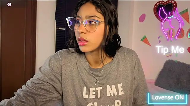 PaulaCutexs online show from 04/14/26, 03:12