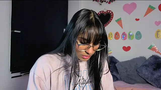 PaulaCutexs online show from 04/19/26, 04:12